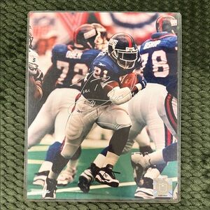 Signed Tiki Barber New York Giants Football 8x10 photo - Blue & White